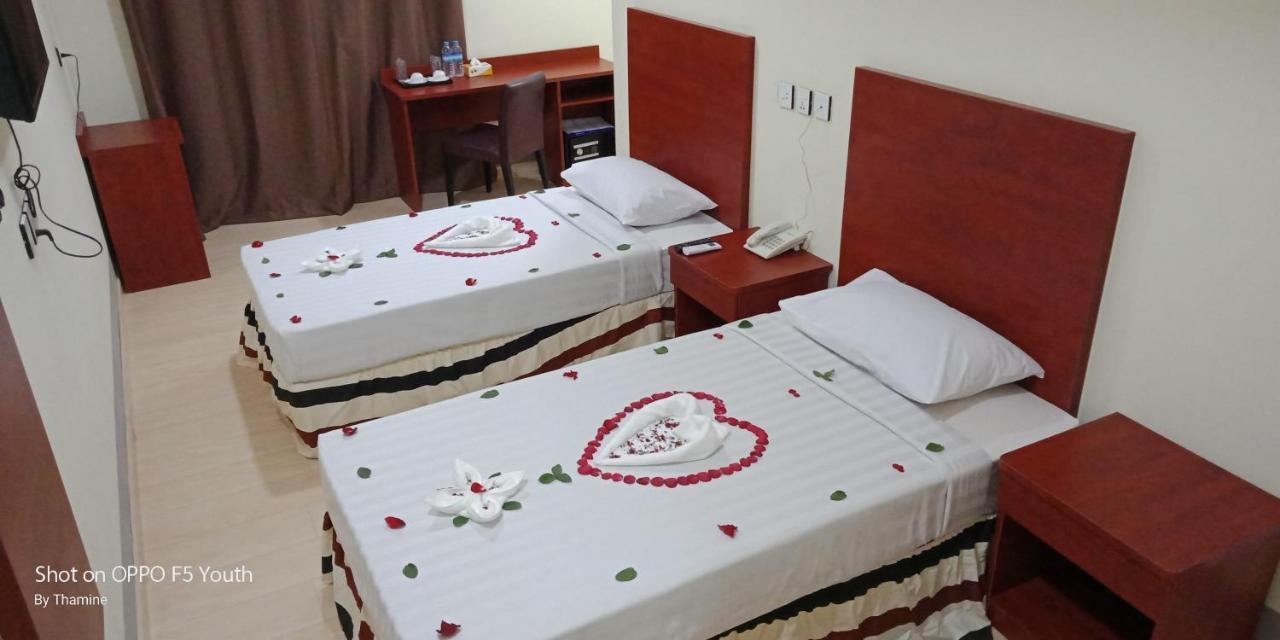 Hato Inn Yangon Extérieur photo
